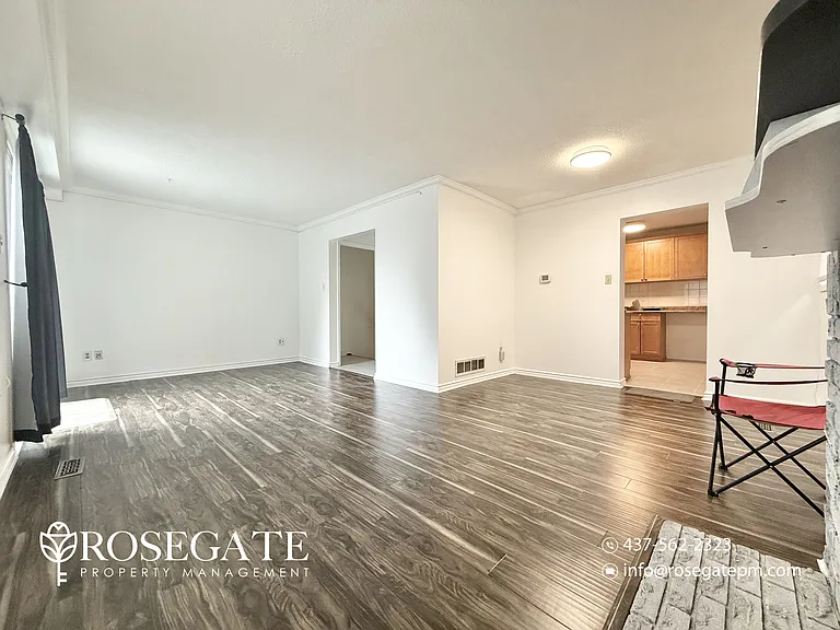 109 Rotary Dr — Photo 7