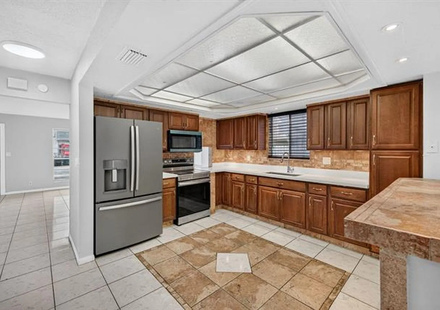 5435 SW 44th Ter th 5435, Dania Beach, FL 33314 — Photo 1