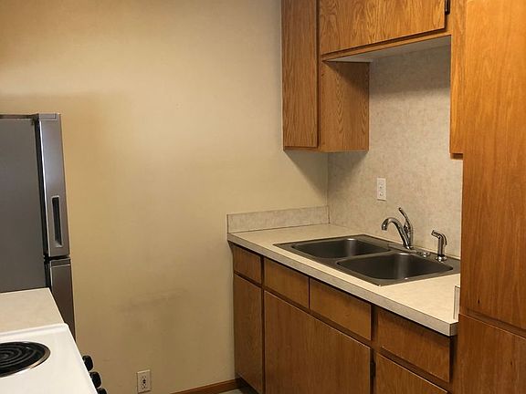 2nd image of 4850 NE Stephens St #4856