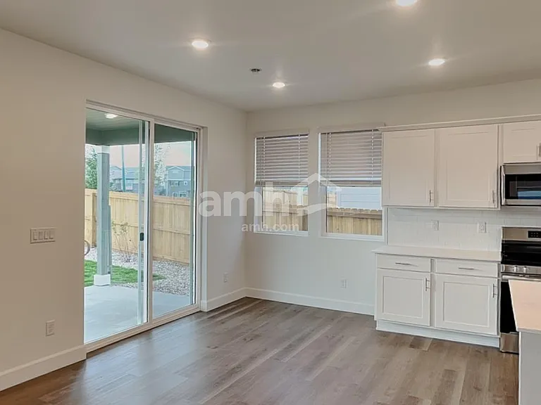10003 Abilene Ct — Photo 4