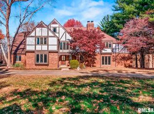 5 Woods End Ln, Springfield, IL 62711