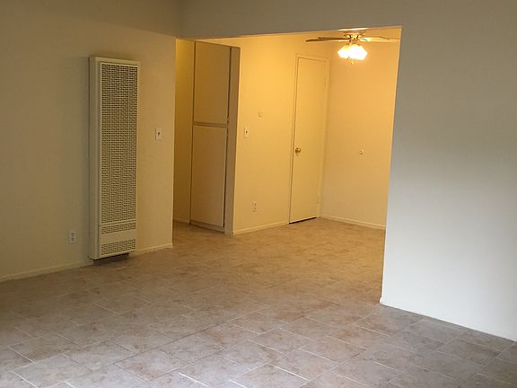4th image of 2670 E Park Ln APT D