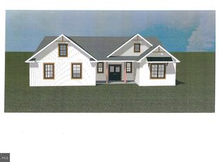 92 Skylite Dr, Hanover, PA 17331