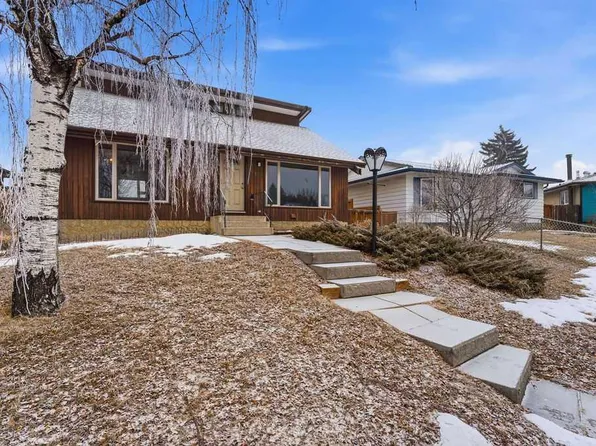 64 S Doverview Pl SE, Calgary, AB T2B 1Z5