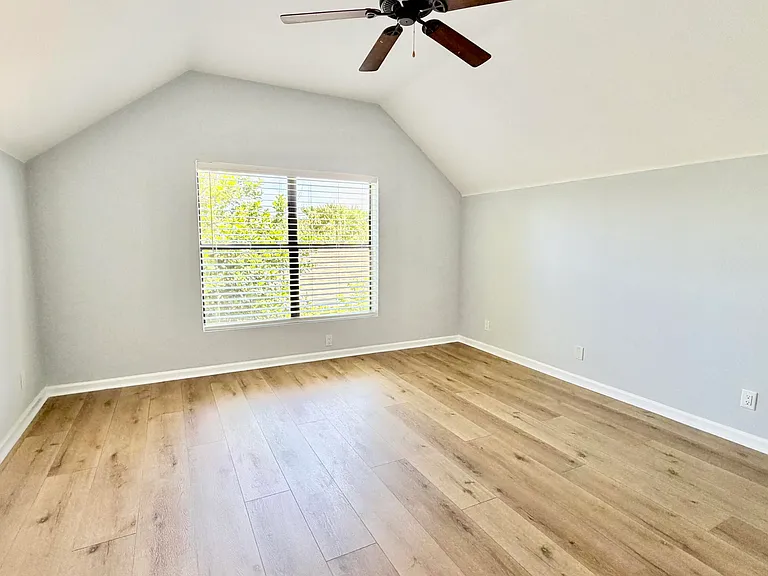 6048 Garrett St — Photo 61