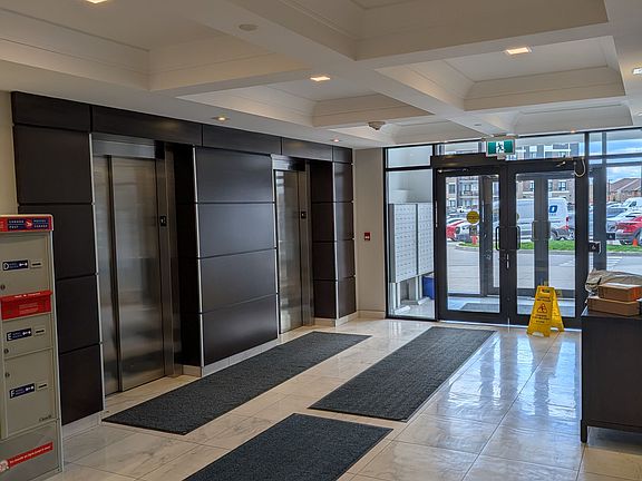 3rd image of 630 Sauve St #526
