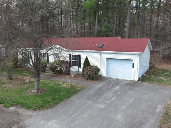 1307 Blueberry Cir, Middleboro, MA 02346