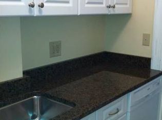 5 Cumberland St #1, Manchester, NH 03102