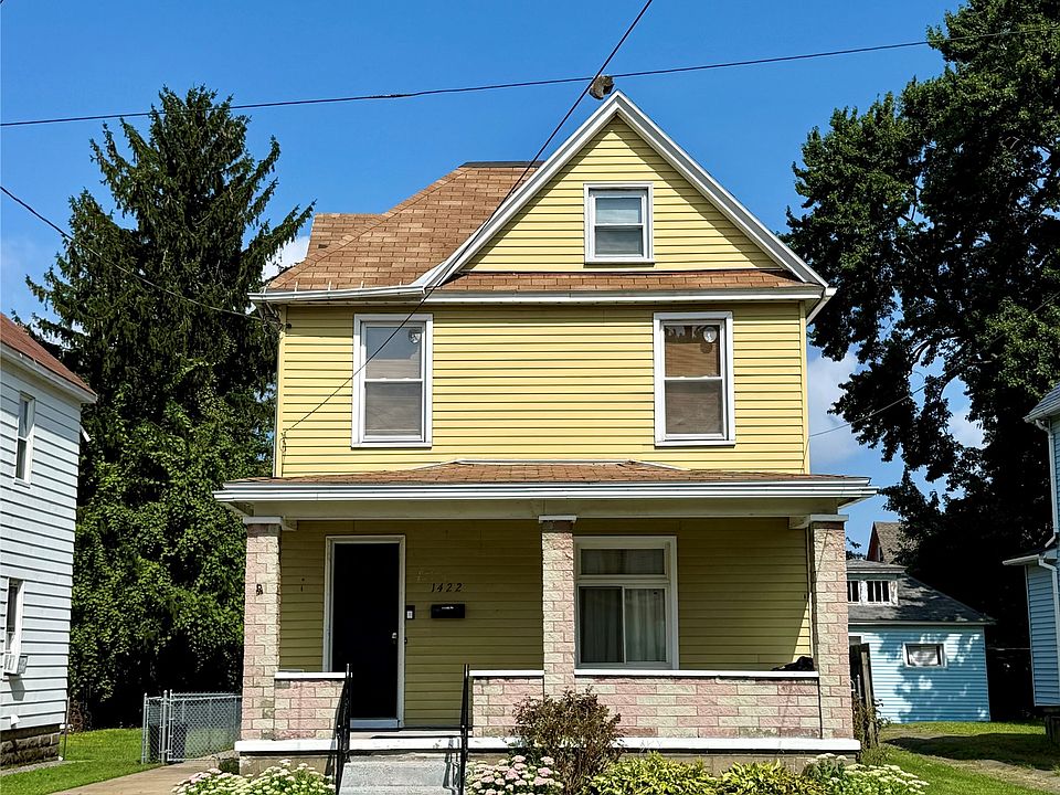 1st image of 1422 E 7th St