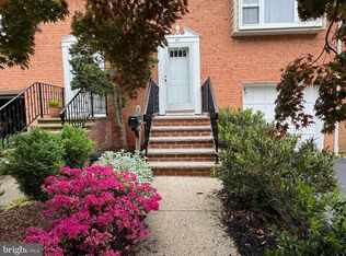 42 Catbird Ct, Lawrence Township, NJ 08648