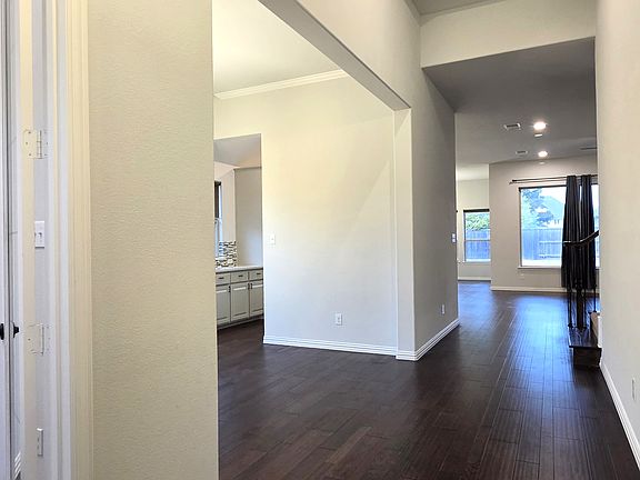 2nd image of 3010 Charles Dr