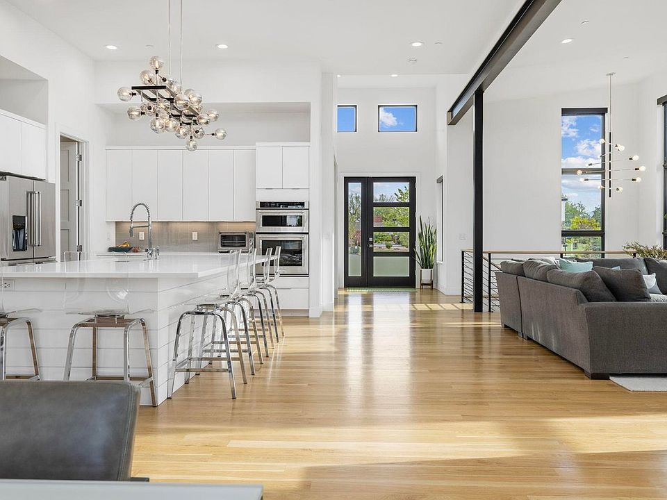 1st image of 8675 Summerlin Pl