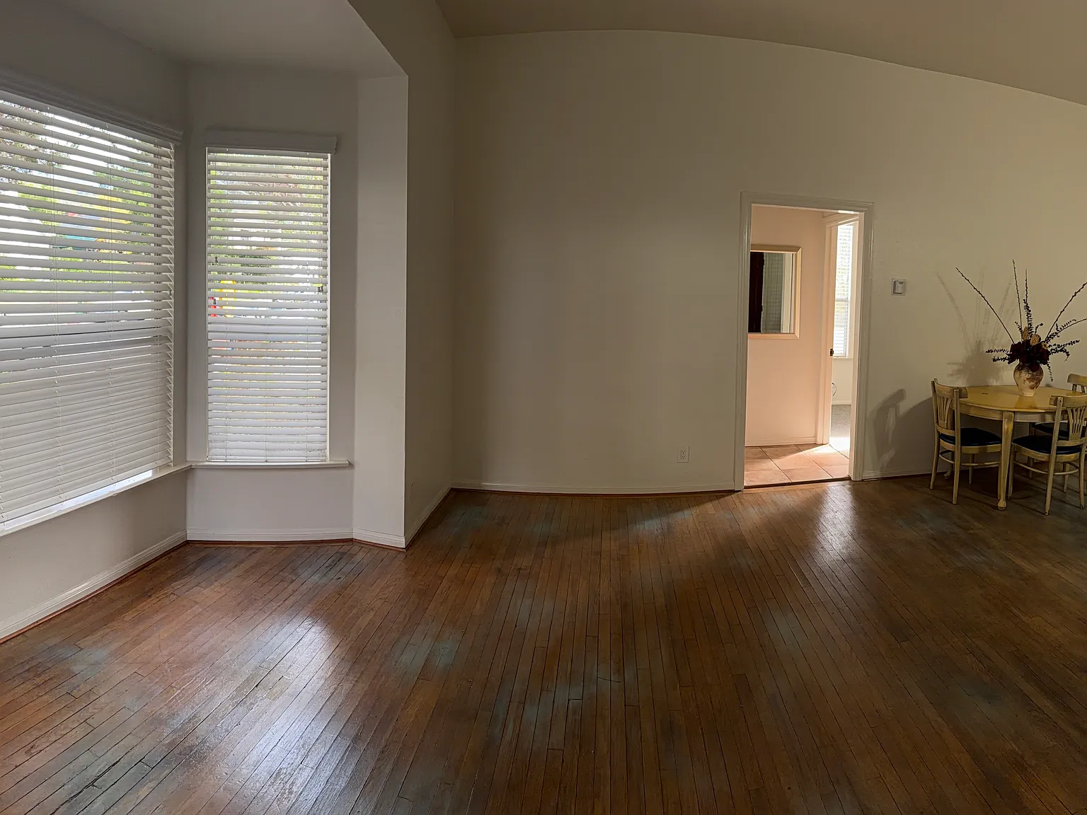 1 bed, 520 sqft, $3,250 — Photo 3