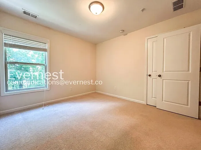 1786 Caswell Pkwy — Photo 16