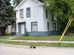 801 W Jefferson St, Bloomington, IL