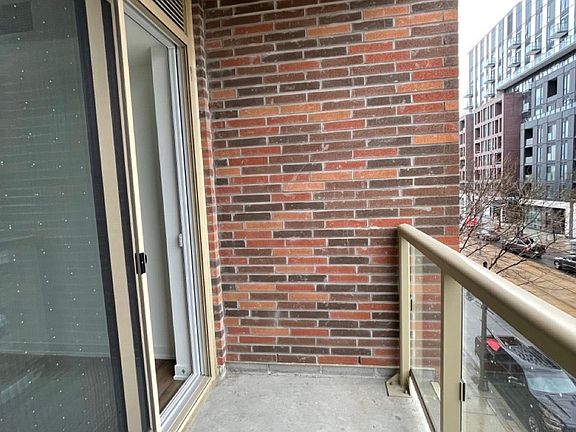 4th image of 1787 Saint Clair Ave W #325