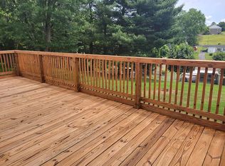 551 Woodland Cir, Bristol, VA 24201