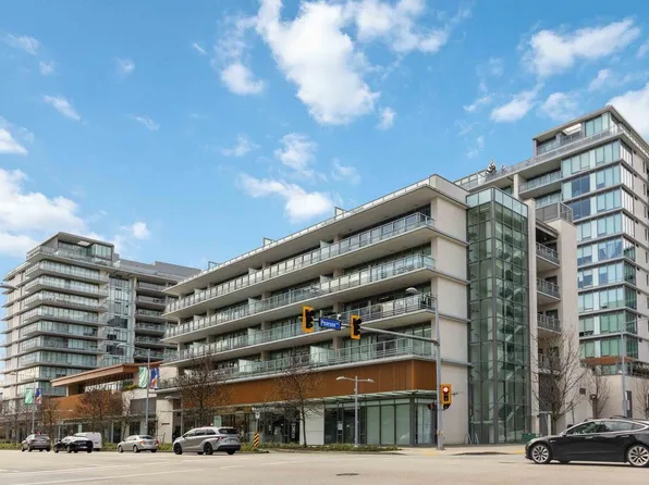 6699 River Rd #401, Richmond, BC V7C 0E6