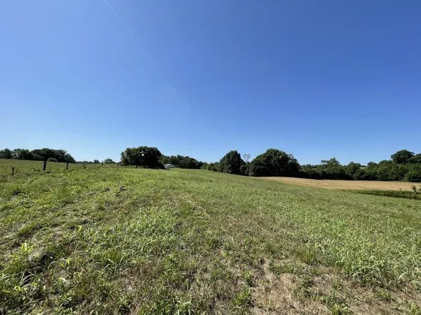 Hiseville Park Rd, Cave City, KY 42127