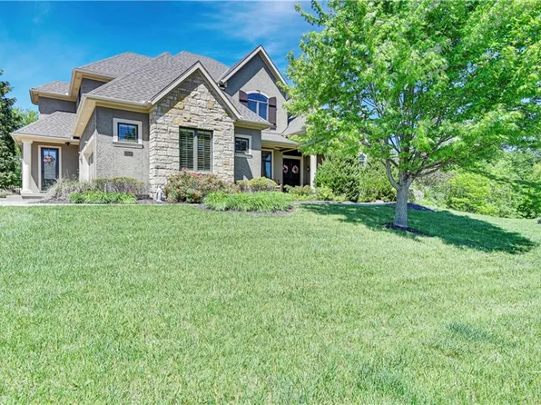12516 W 164th St, Overland Park, KS 66221