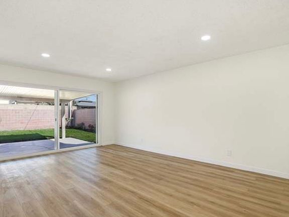 2nd image of 6539 Clementine Cir #1