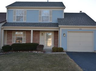820 Buckingham Ct, Mundelein, IL