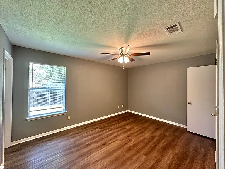 1501 Cinch Dr — Photo 17
