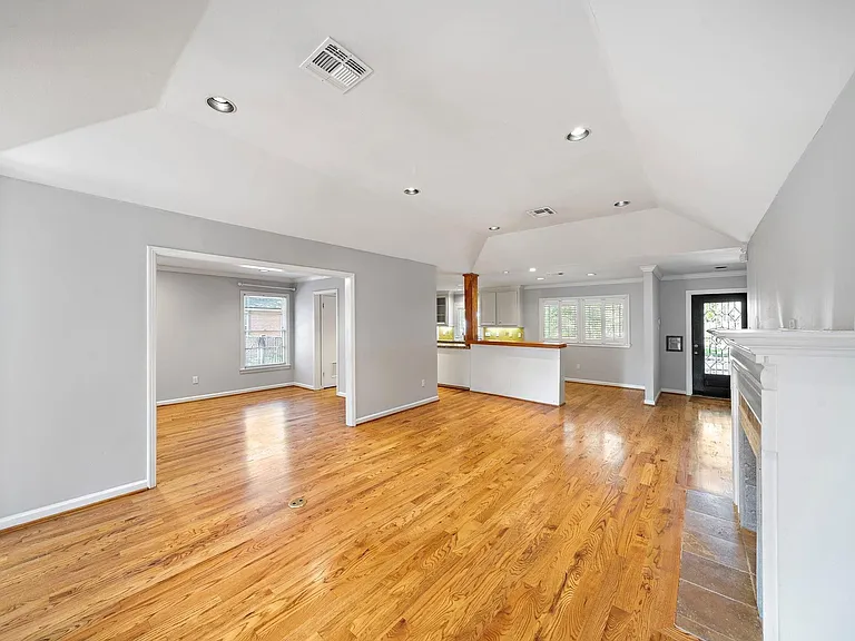 3115 Glen Haven Blvd — Photo 7