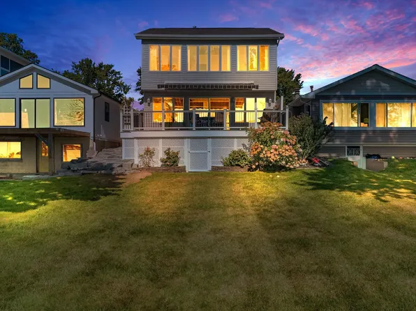 5805 River Rd, East China, MI 48054