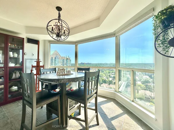 2155 Burnhamthorpe Rd W #1709, Mississauga, ON L5L 5P4