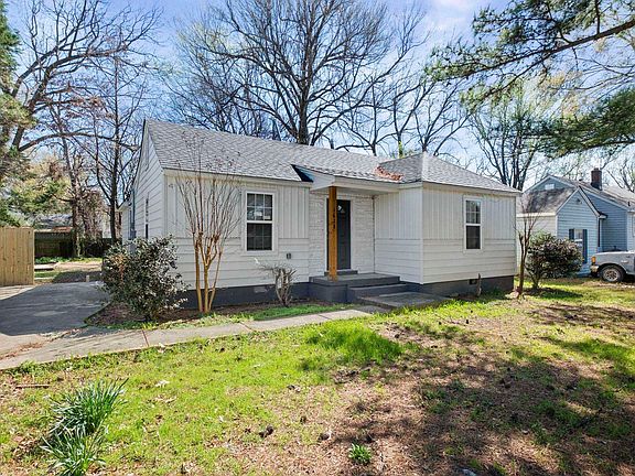 3rd image of 1628 Cherry Rd