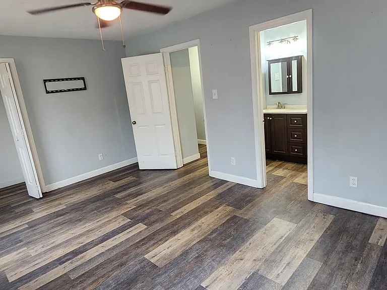 3218 Clover Rd E #END — Photo 22