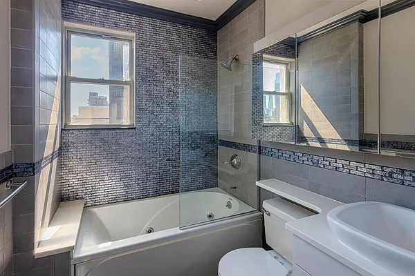 Rented by Keller Williams NYC | media 23