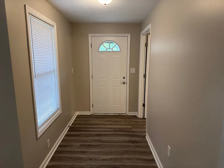 5320 Southeastern Ave — Photo 19