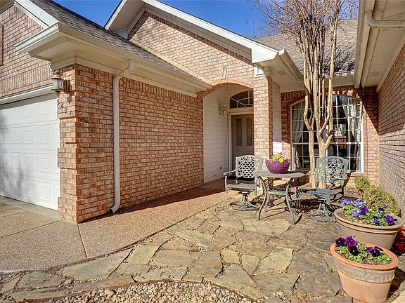4th image of 3424 Druid Way