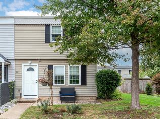 505 Chestnut Ct, Taneytown, MD 21787