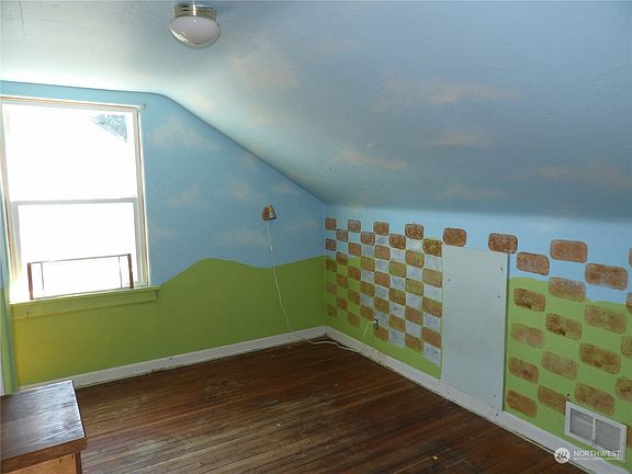 2nd image of 2514 N Lafayette