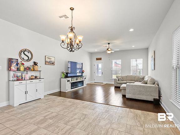 5th image of 10724 Orkney Way