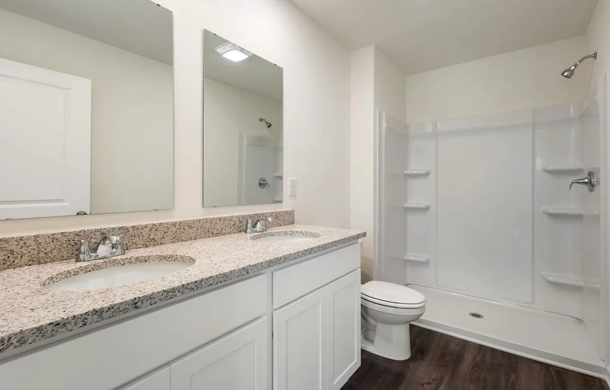 Building Photo - 135 E Tiger Lily Ln