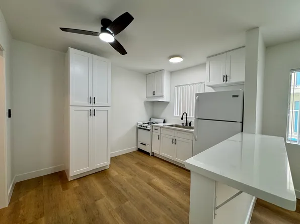 1230 W 29th St APT 2, Los Angeles, CA 90007