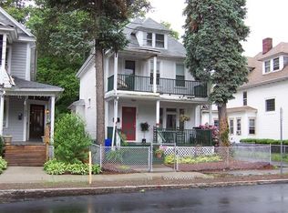 484 White St, Springfield, MA 01108