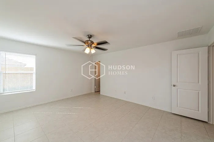 2983 Wallace Wells Ct — Photo 8