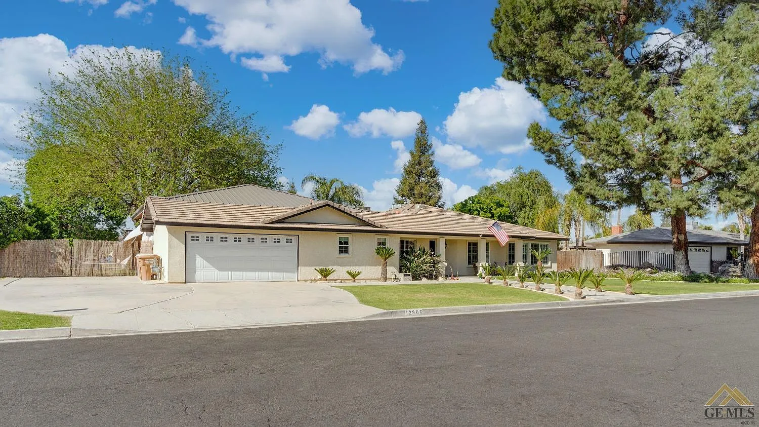 12906 Appaloosa Ave photo 1