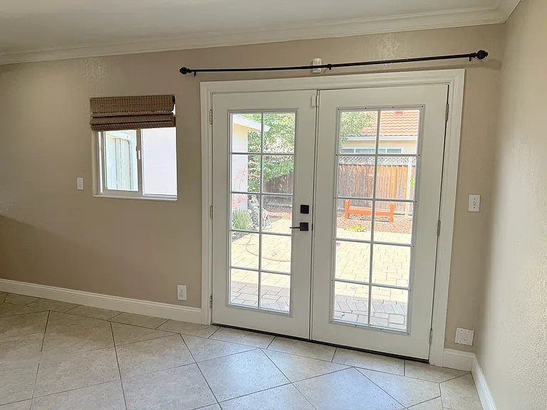 1532 Santa Monica Ave — Photo 18