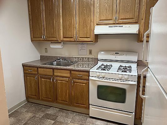 5th image of 541 McDonald Ave Floor 2