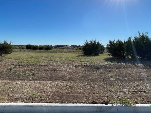 1614 Hunt Dr, Salado, TX 76571