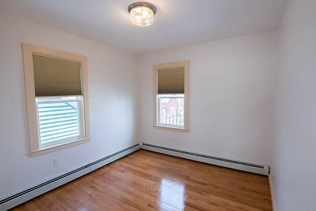 Building Photo - 111 Tremont St #2