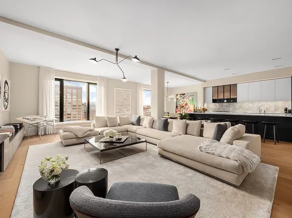 11 Beach St APT 8A, New York, NY 10013