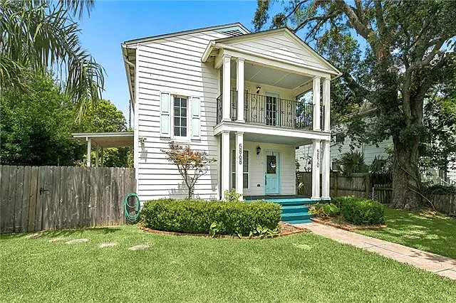 2 bed, 1.0 bath, 900 sqft, $1,750 — Photo 3