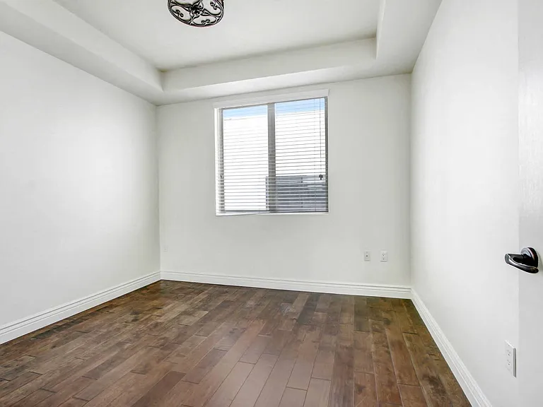 4410 Sepulveda Apartments — Photo 50